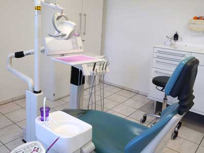 Patientenstuhl - Zahnarztpraxis in Weiterstadt-Braunshardt
